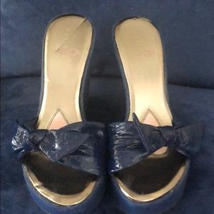 Adorable navy blue wedges